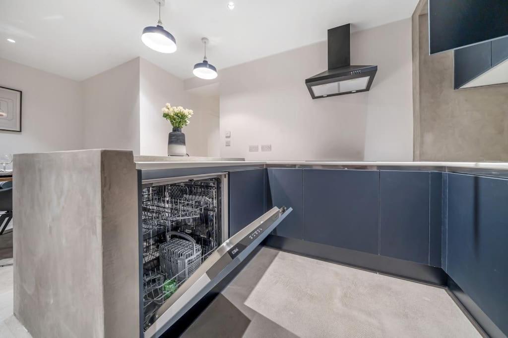 Trendy 2 Bedroom 2 Bathroom Apartment Minutes From Seafront In St Leonard'S Hastings St Leonards-on-Sea Zewnętrze zdjęcie